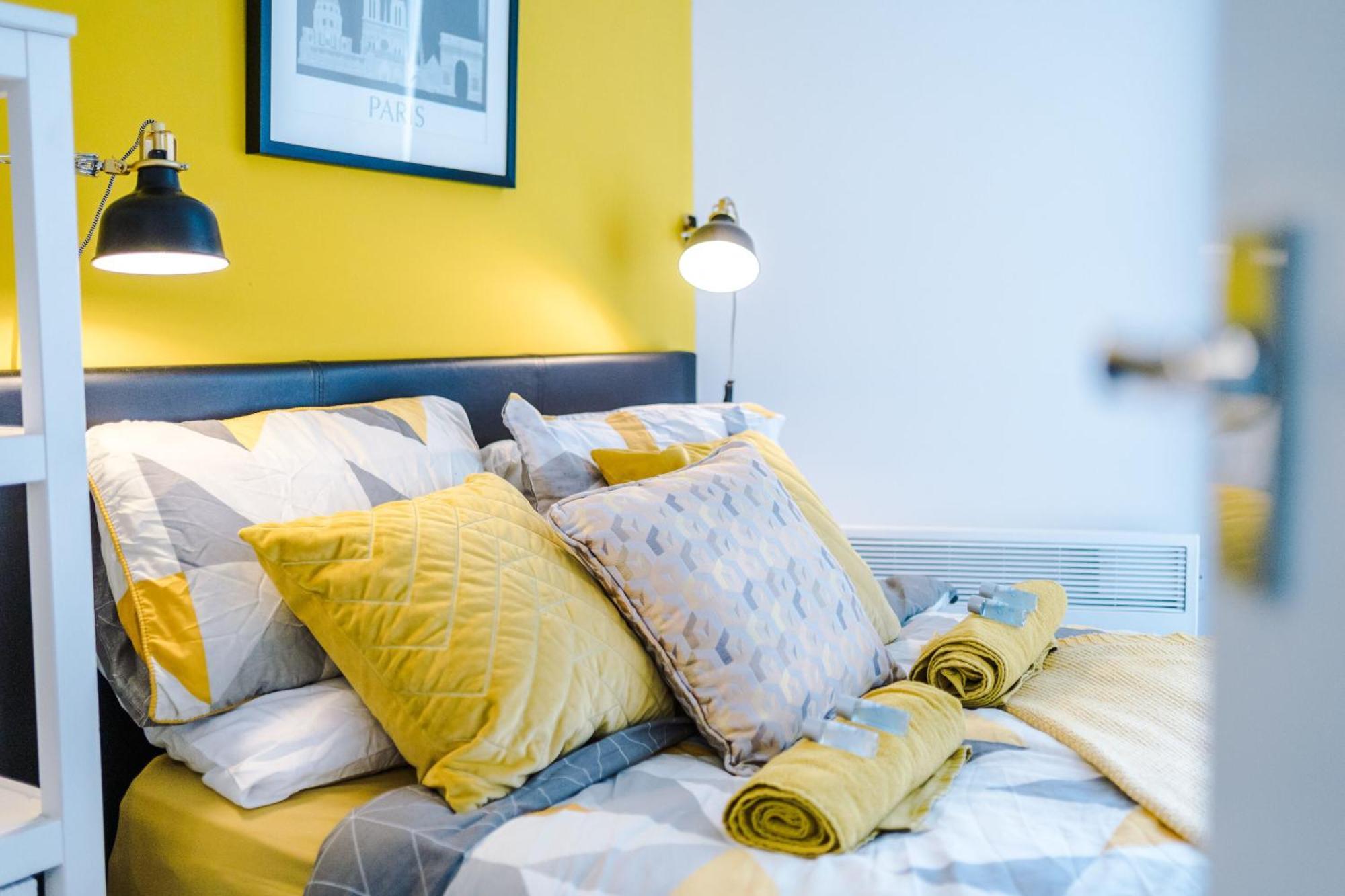 Apartment Opp - Perfect For Contractors And Travellers, Big Savings Booking 4 Nights Or More!
