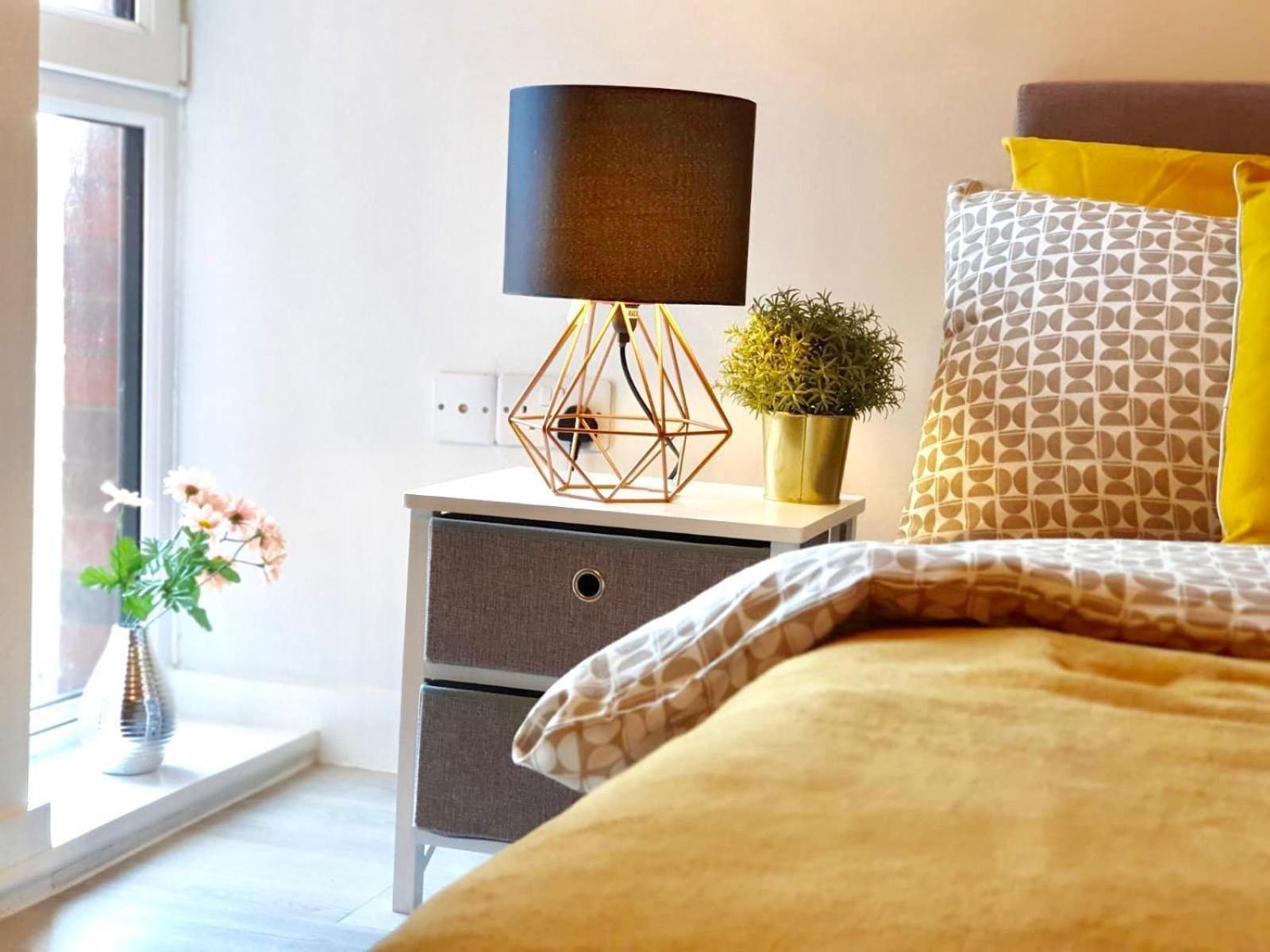 Opp - Perfect For Contractors And Travellers, Big Savings Booking 4 Nights Or More! Apartment Liverpool