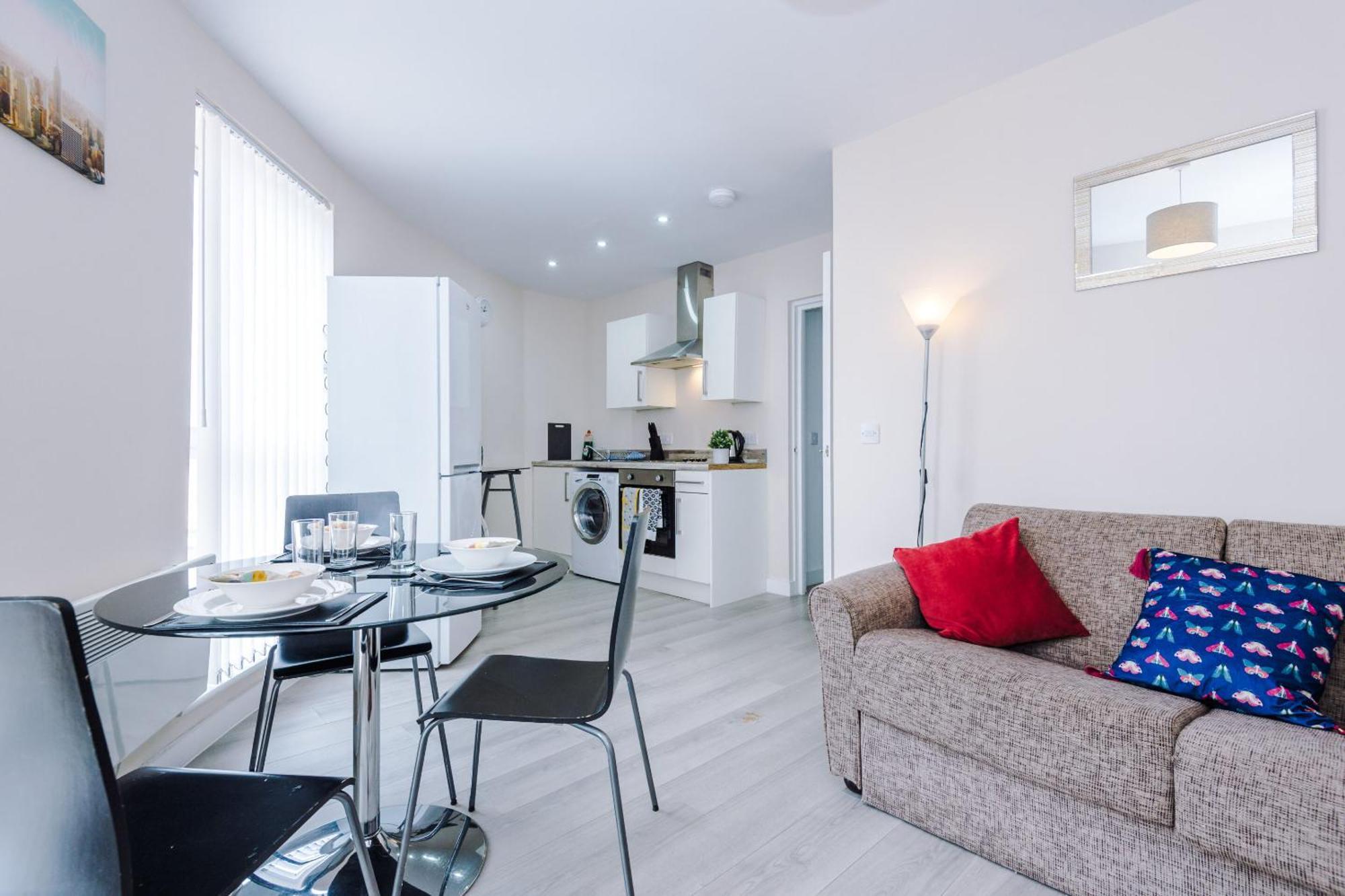 Opp - Perfect For Contractors And Travellers, Big Savings Booking 4 Nights Or More!