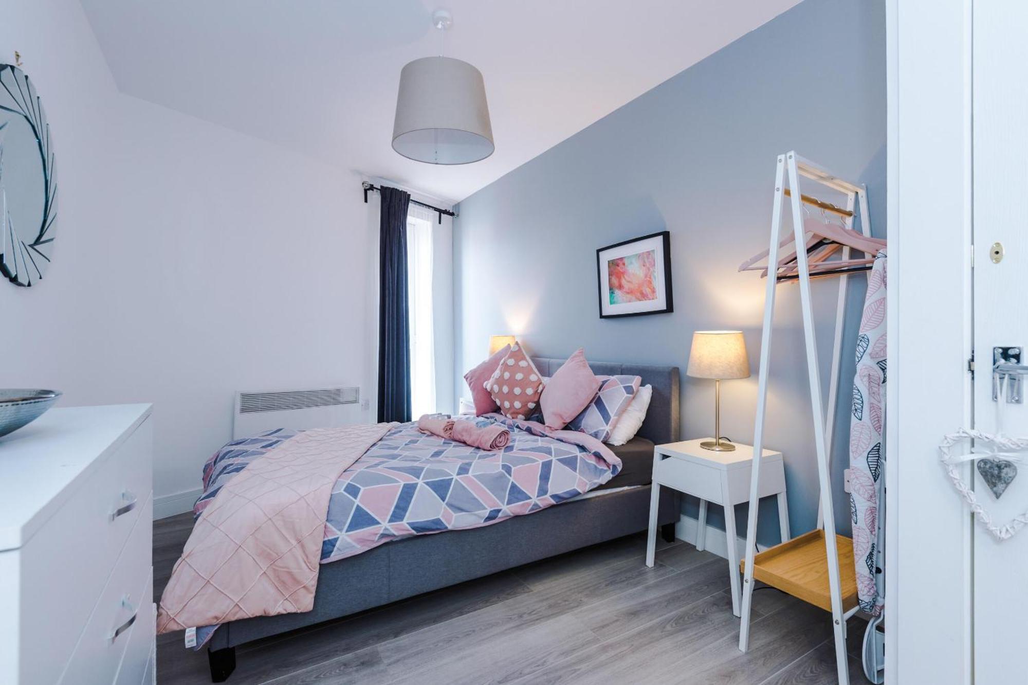 Opp - Perfect For Contractors And Travellers, Big Savings Booking 4 Nights Or More!